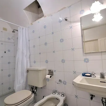 Sleeps 13 Pool Air Con Wifi Capri