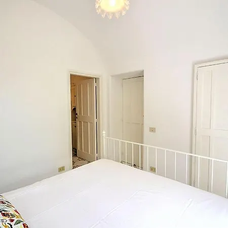 Sleeps 13 Pool Air Con Wifi *